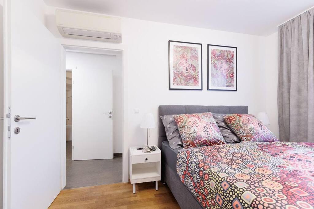 New! Amazing Spacious Schoenbrunn View Wien